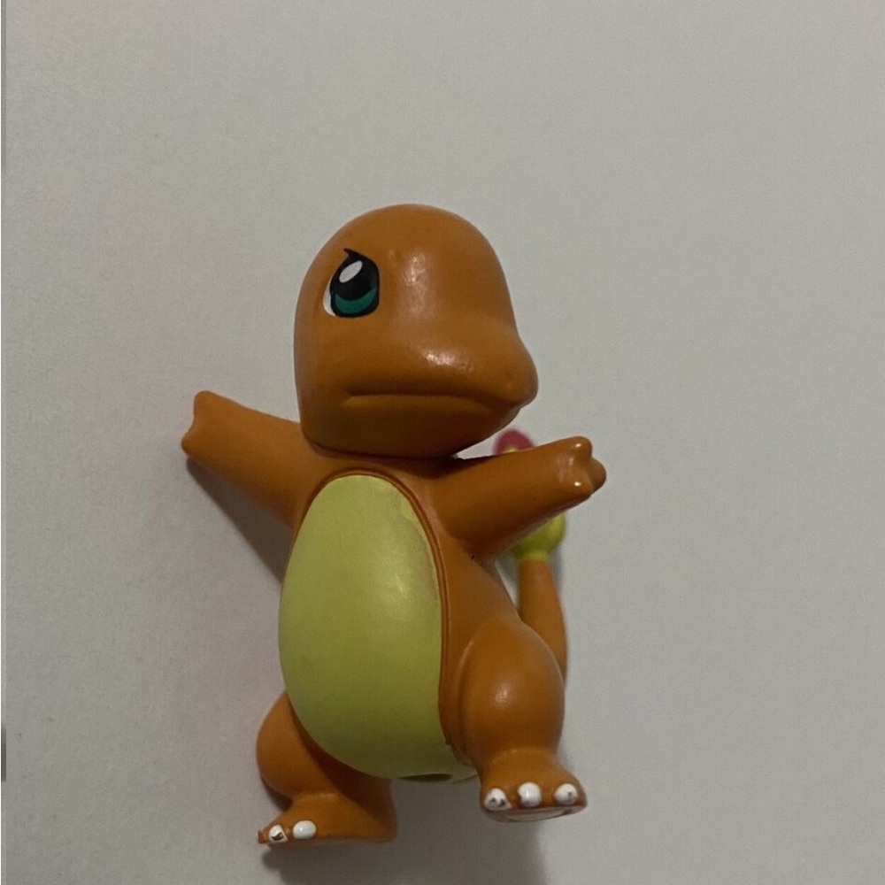 Pokemon Charmander 2017 Tomy Nintendo Mini Figure Pocket Monster